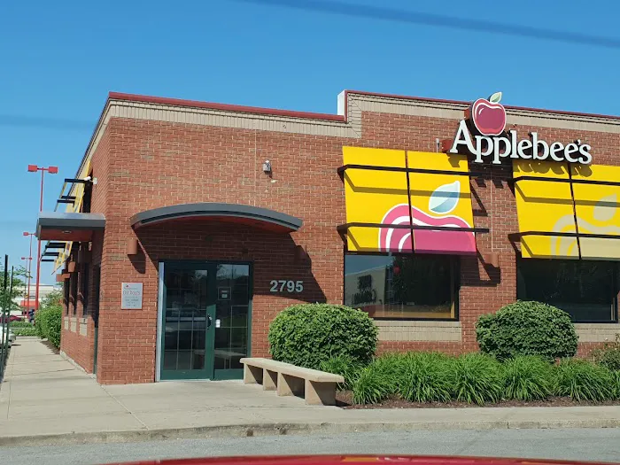 Applebee's Grill + Bar 9