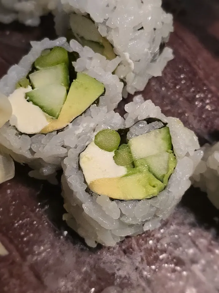 KITARO GRILL & SUSHI LOUNGE 4