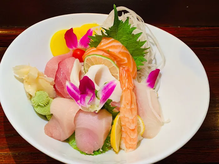 KITARO GRILL & SUSHI LOUNGE 9