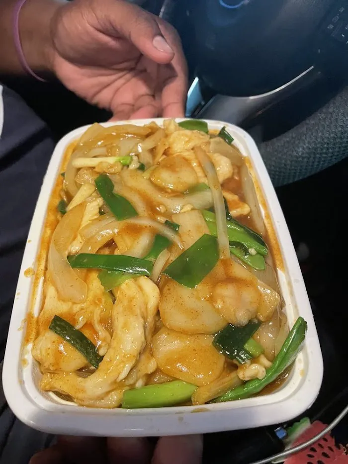 Tony's Wok 10