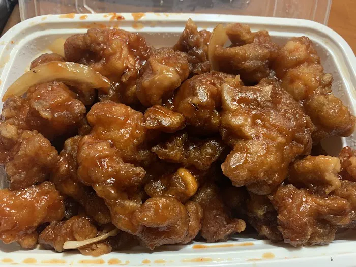 Lucky Bamboo Asian Cuisine 6