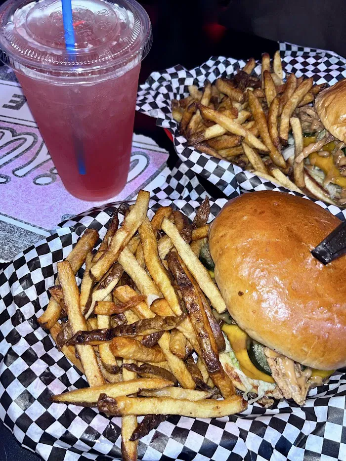 Twisted Burger Grayslake 9