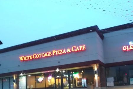 White Cottage Pizzeria
