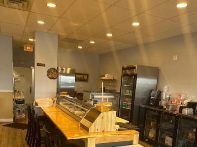 Xang Thai & Sushi (Old Lovely Thai) 0