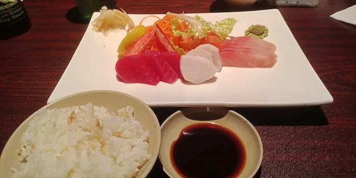 Toshi Sushi & Grill 7
