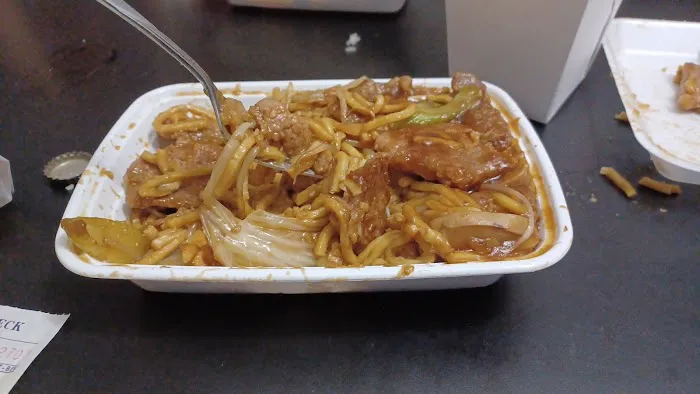 Wing Ho Chop Suey 8