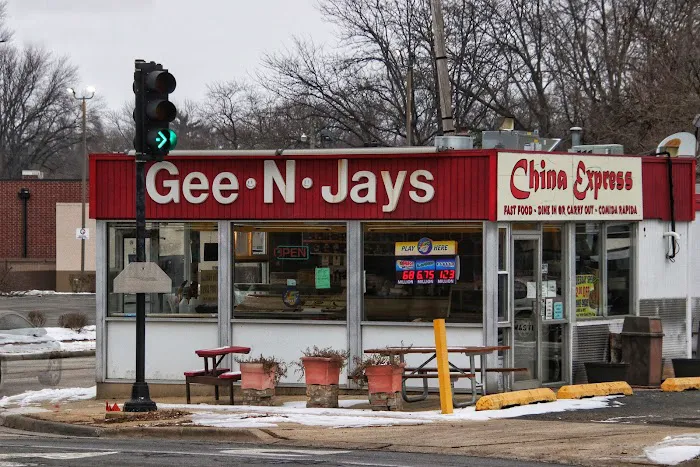Gee N Jays 3