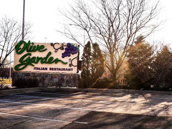 Olive Garden Italian Restaurant 4