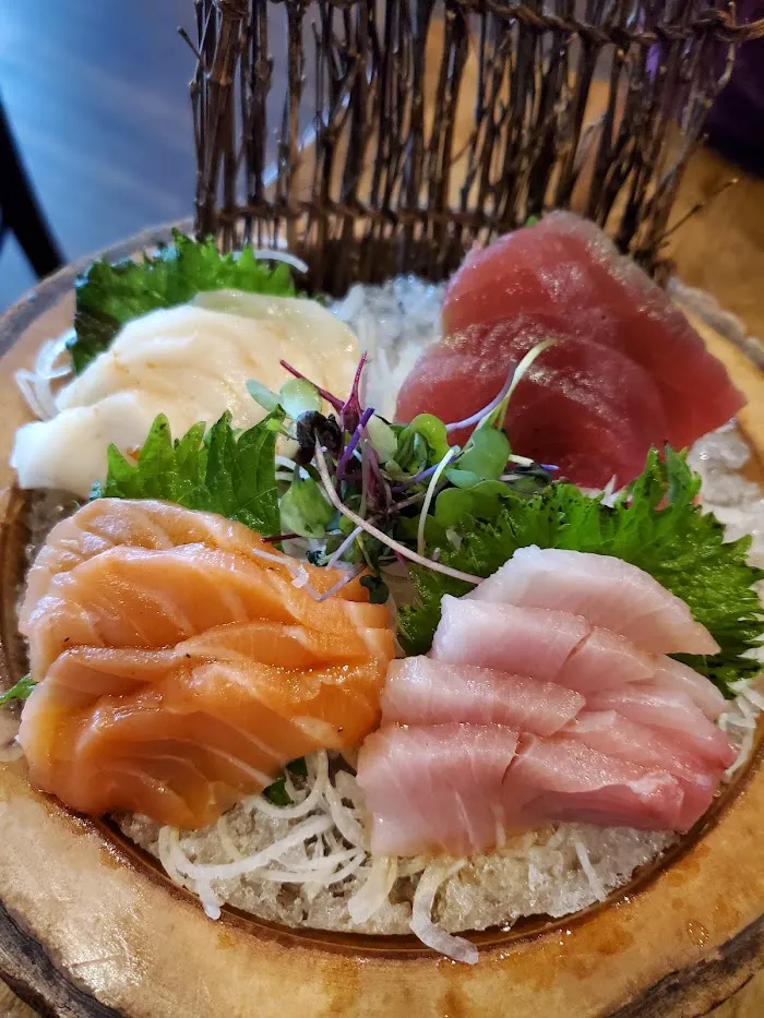 Kizuna Sushi Bistro 3
