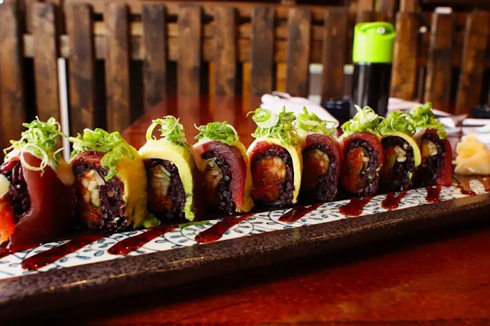 Kizuna Sushi Bistro 5