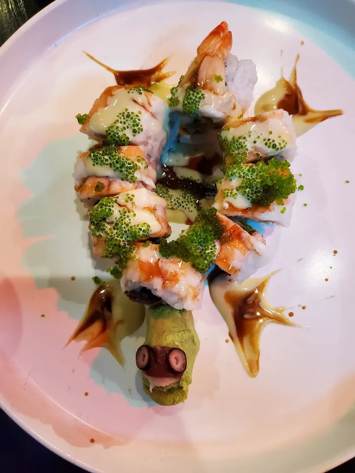 Kizuna Sushi Bistro 8