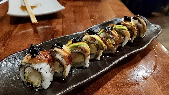 Kizuna Sushi Bistro 7