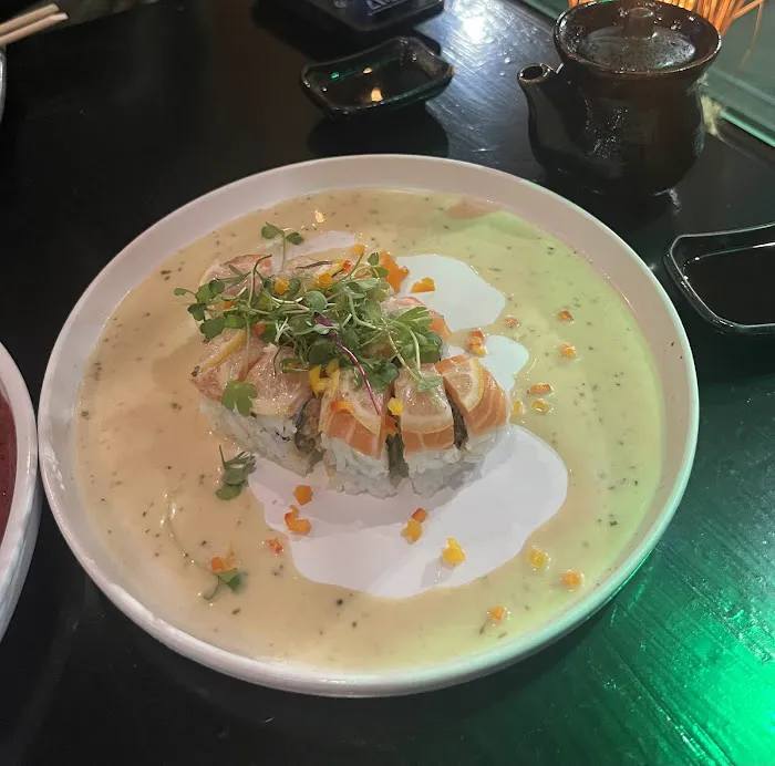 Kizuna Sushi Bistro 9