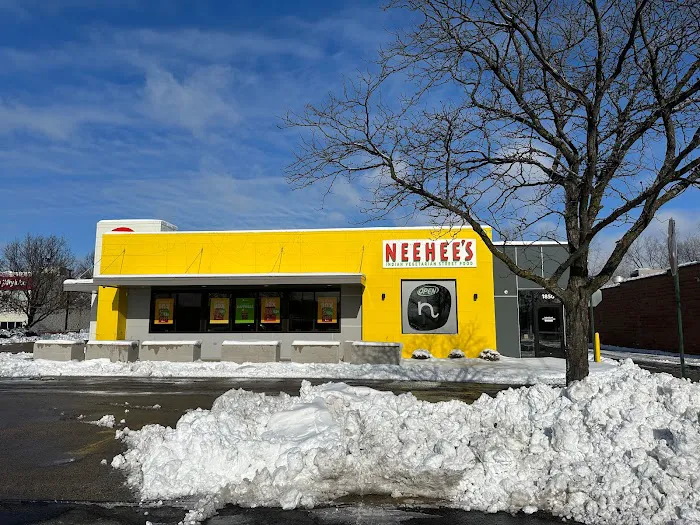Neehee's Hanover Park, Illinois 3