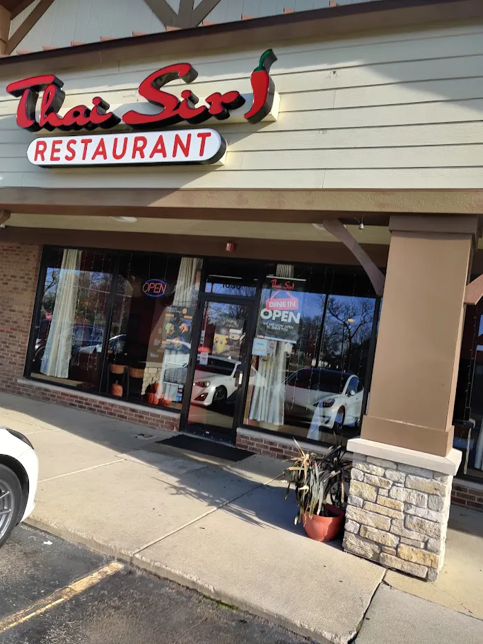 Thai Siri Restaurant 6