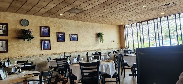 RoccoVino's Italian Restaurant 6