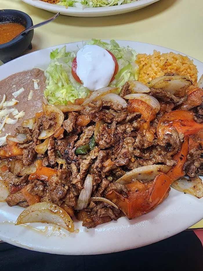 Los Arcos Restaurant 2
