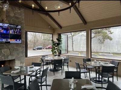 Valley Lodge Restaurant 0