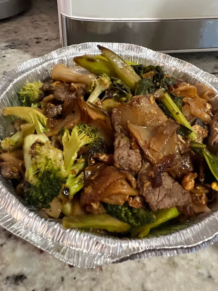 Thai Medallion Restaurant 4