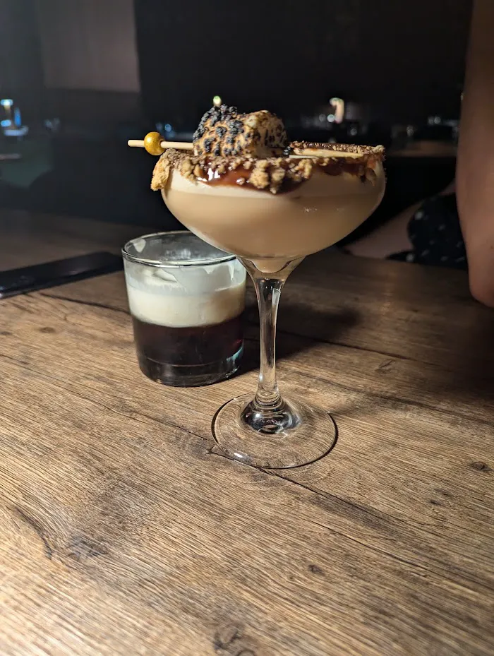 Barrel & Vine 10