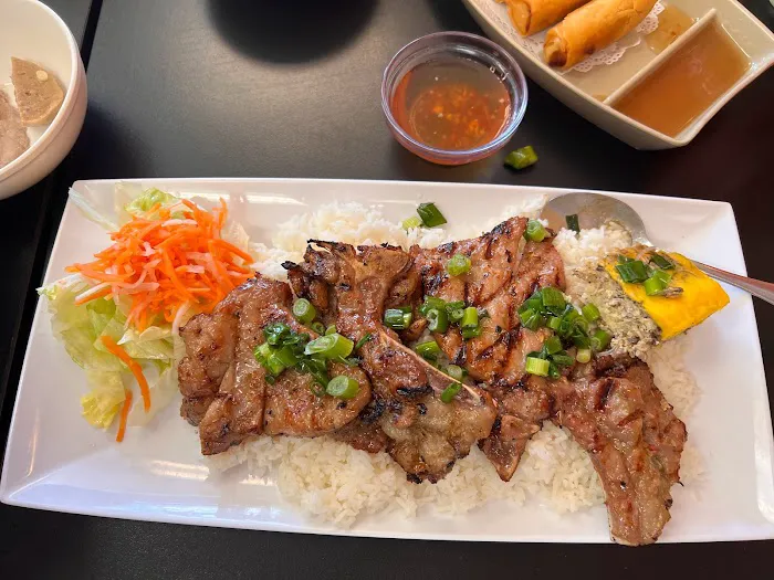 Saigon Restaurant 7