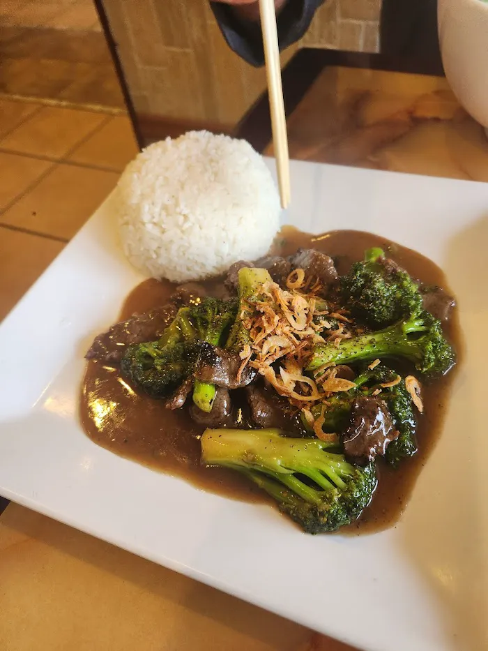 Saigon Noodle House 4