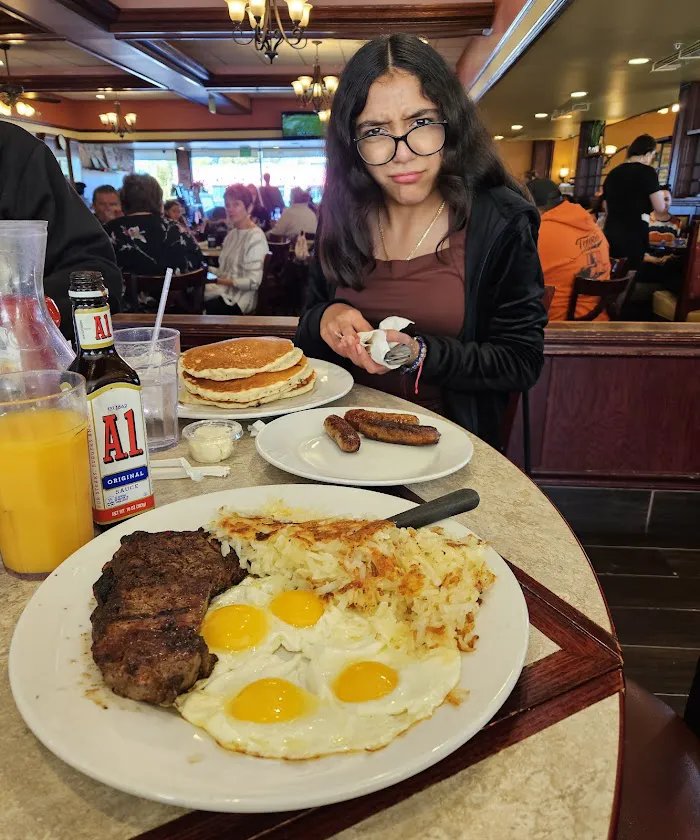 Sophia's Famous Pancakes 3