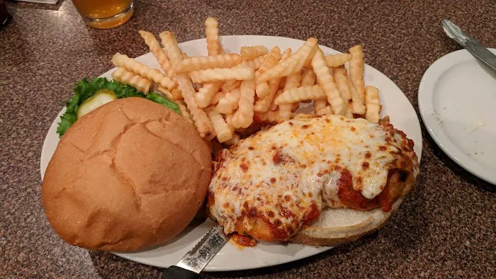 The Station Pub & Eatery 5