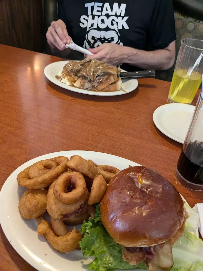 The Wheel Family Restaurant 8
