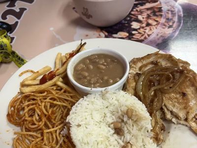 Grazy's Food 0