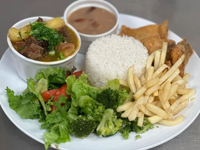 Grazy's Food 8