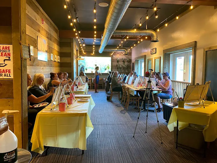 Creekside Bar & Bistro 2