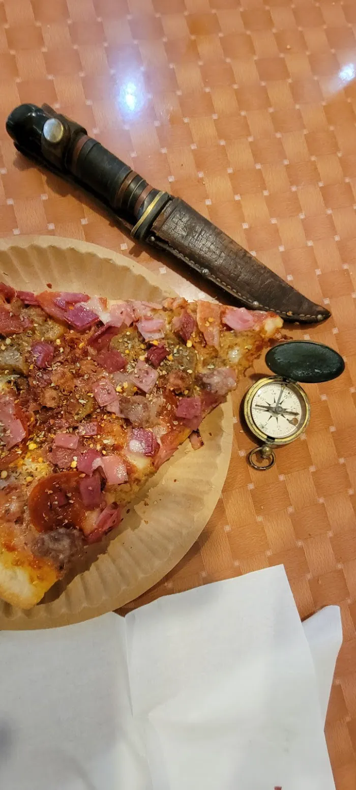 Tosco's Pizzeria 9