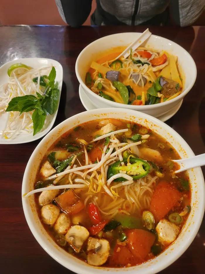 Pho & Spice 6
