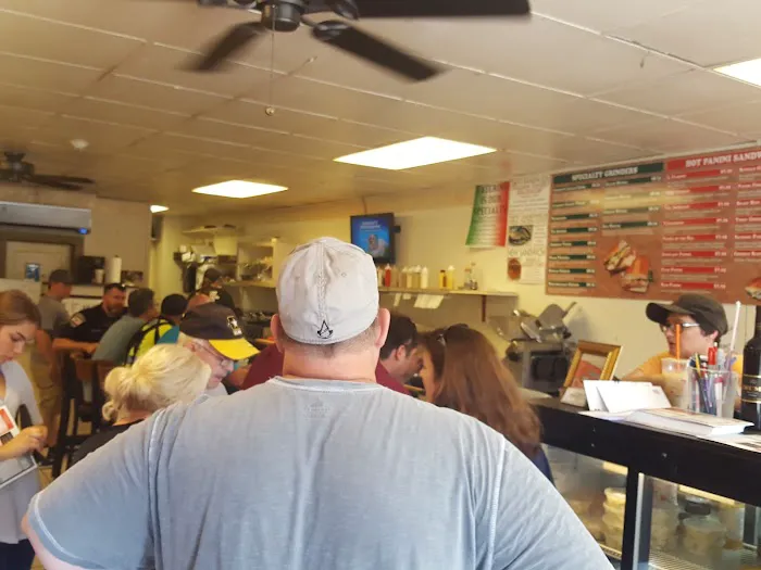 Alfredo's Deli 2