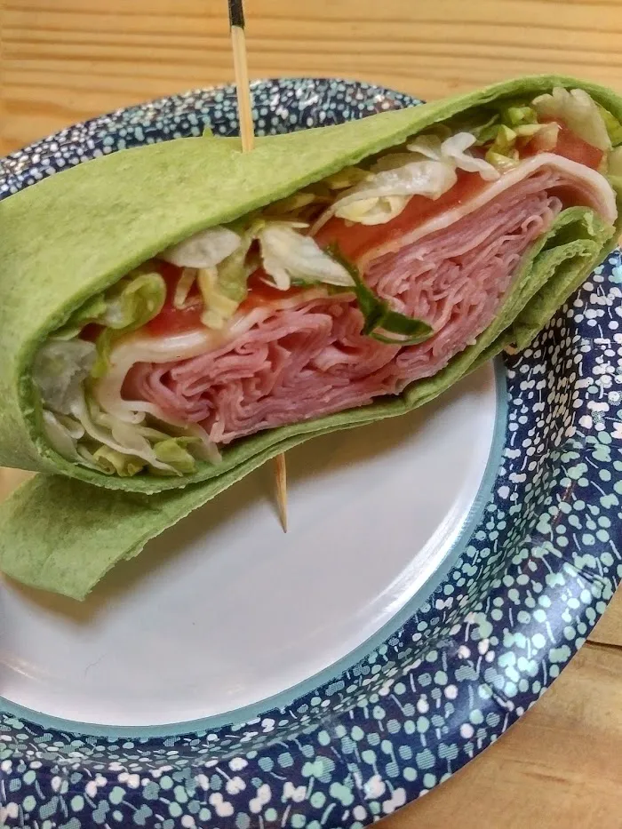 Alfredo's Deli 8