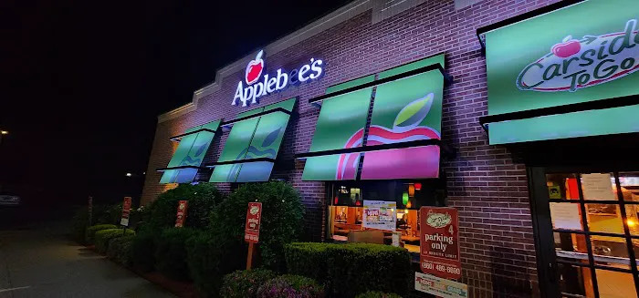Applebee's Grill + Bar 10