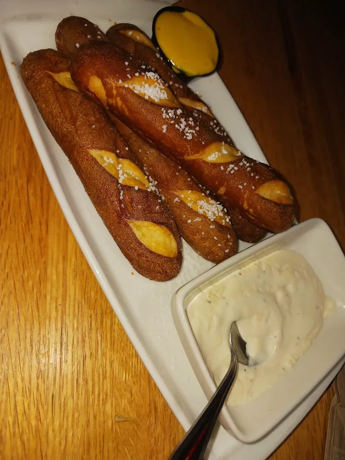 Applebee's Grill + Bar 9