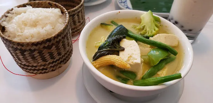 Vientiane Thai Cuisine 2