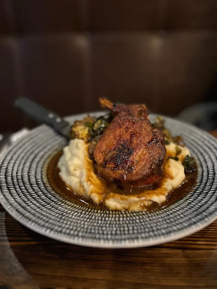 Uncommon Grill 6