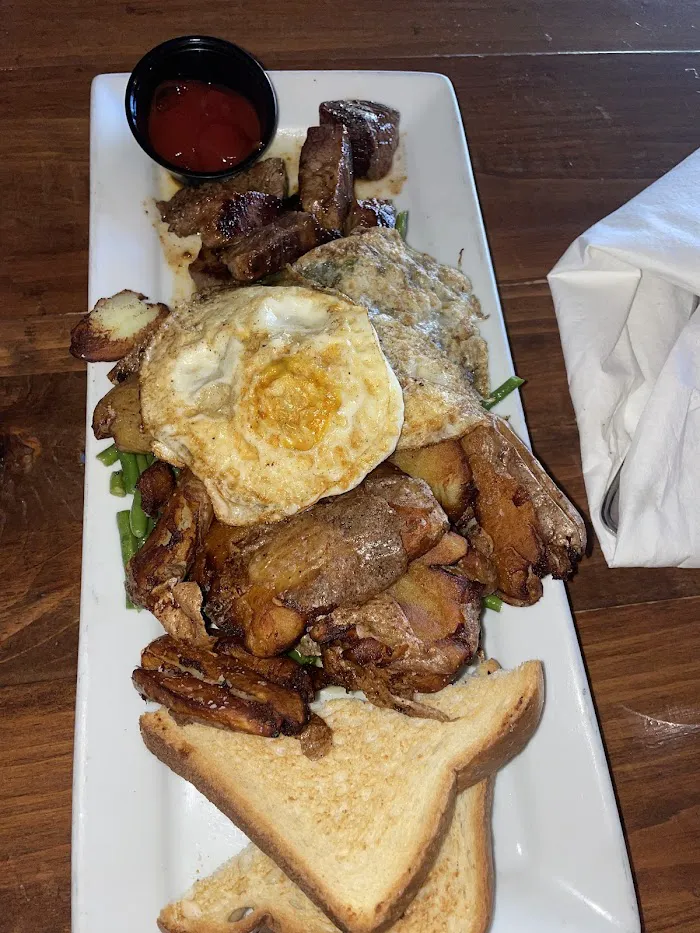Copper City Bar & Grill 4