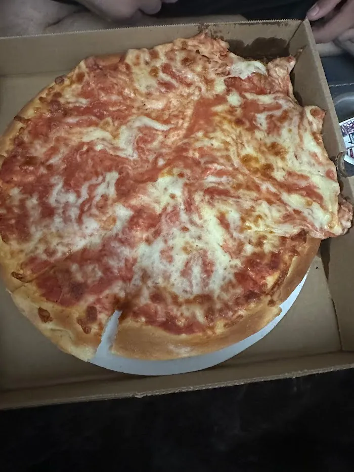 Louie's Pizza House 9