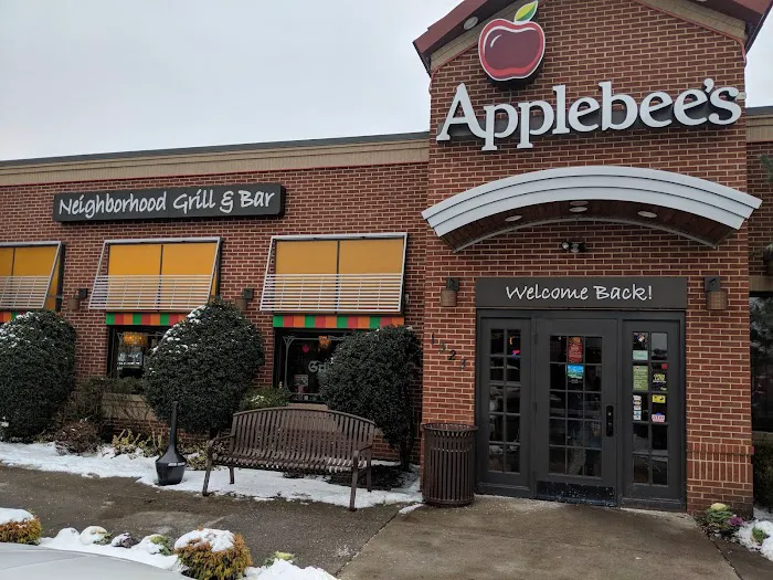 Applebee's Grill + Bar 3