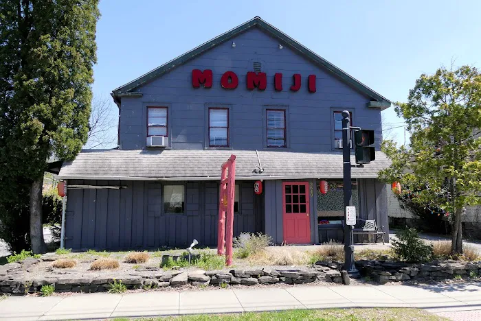 Momiji Sushi & Grill 1