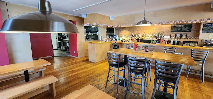 Yum Yum Noodle Bar - RED HOOK 9