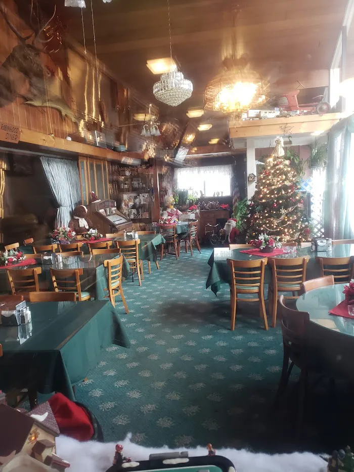 Robin Hood Diner 6