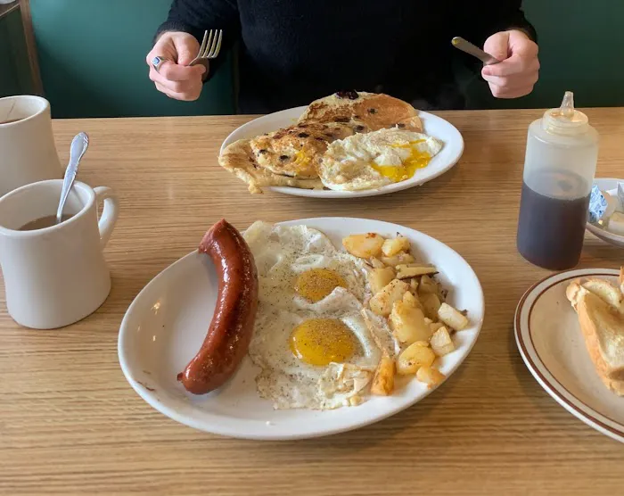 Robin Hood Diner 8