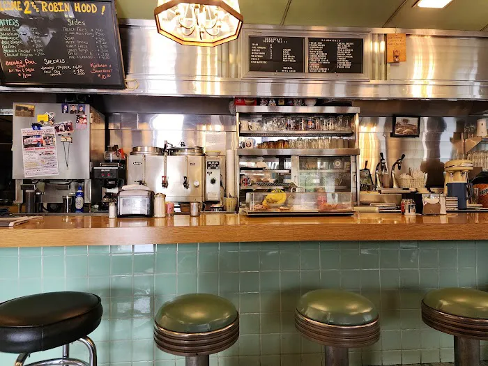 Robin Hood Diner 4