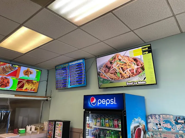 Tung Hing Chinese restaurant 10