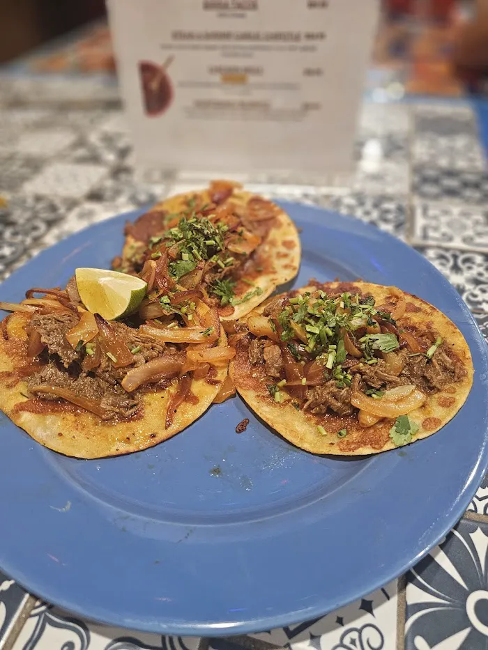 Juanitos Mexican Restaurant 8